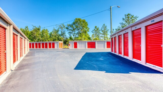 Exterior Self Storage in Sneads Ferry NC